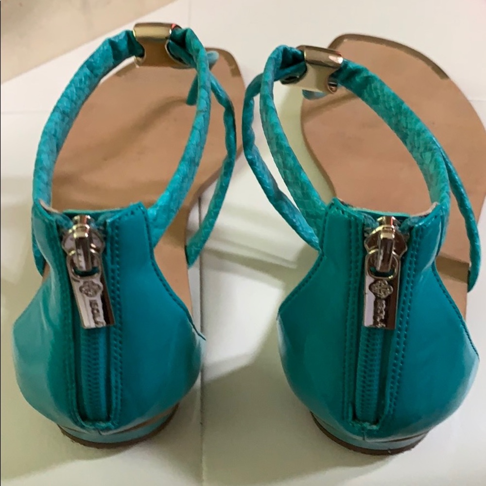 Sandal